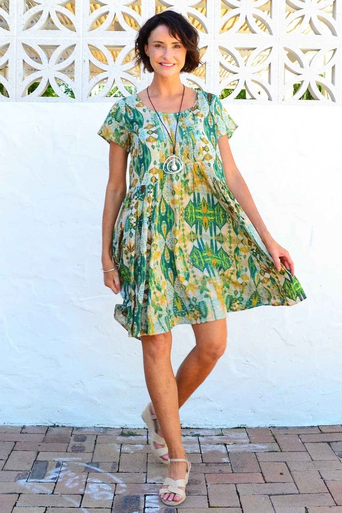 Abstract Green Pintuck Pleats Tunic Dress