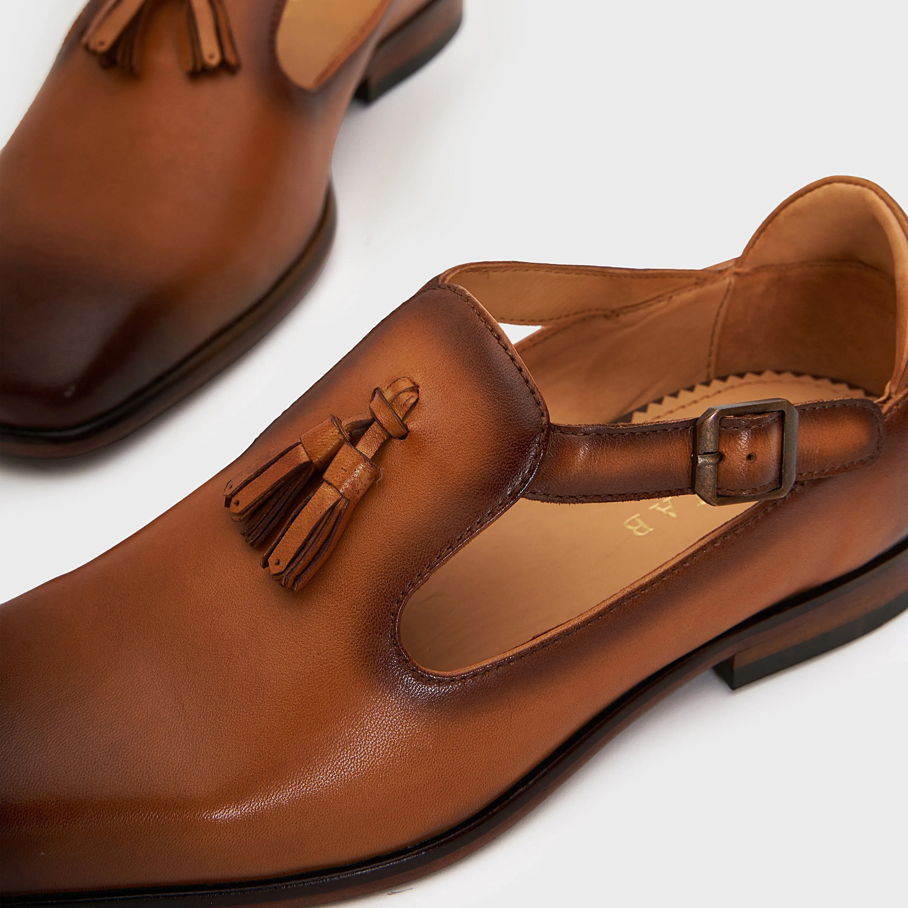 Bagh | British Tan Leather