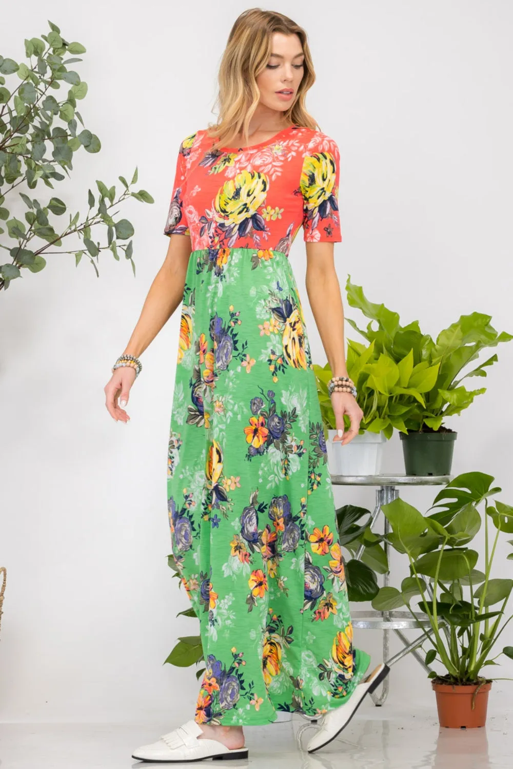 Full Size Printed Round Neck Short Sleeve Maxi Dress