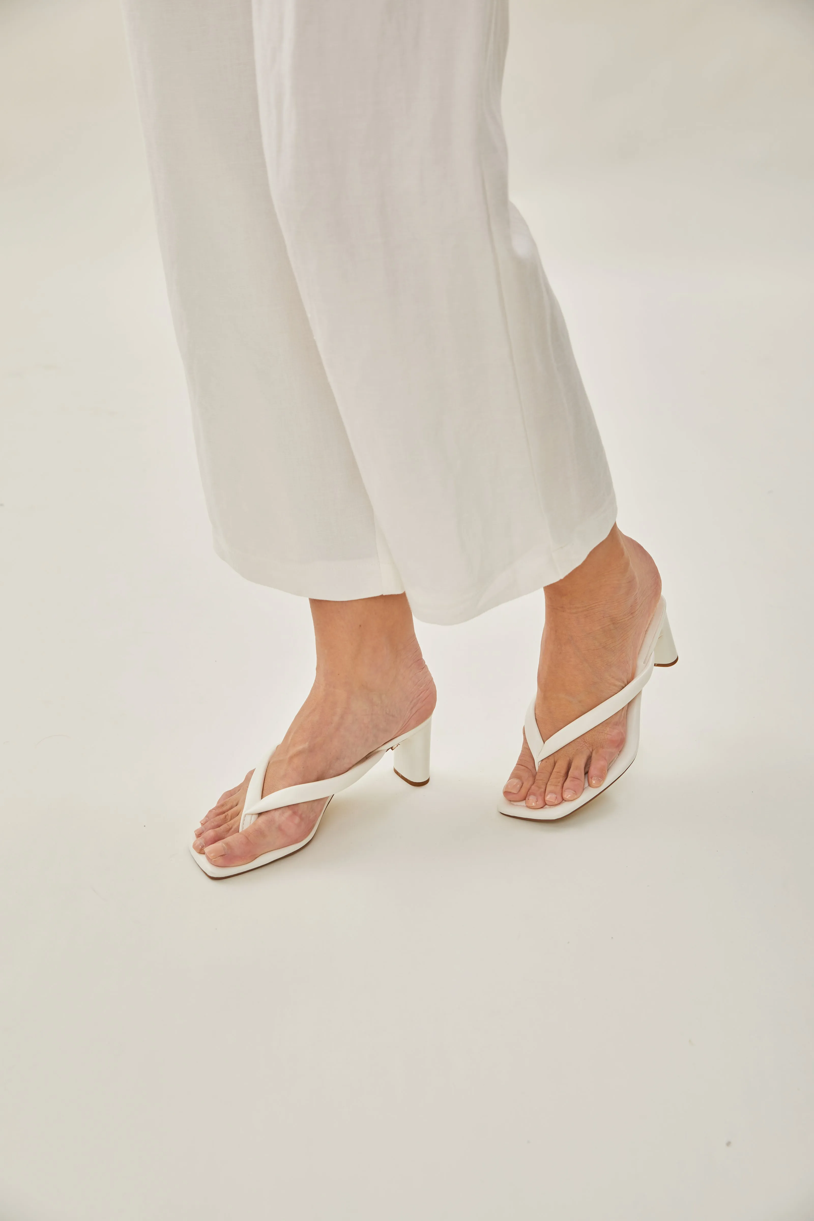 Mara Sandals in White