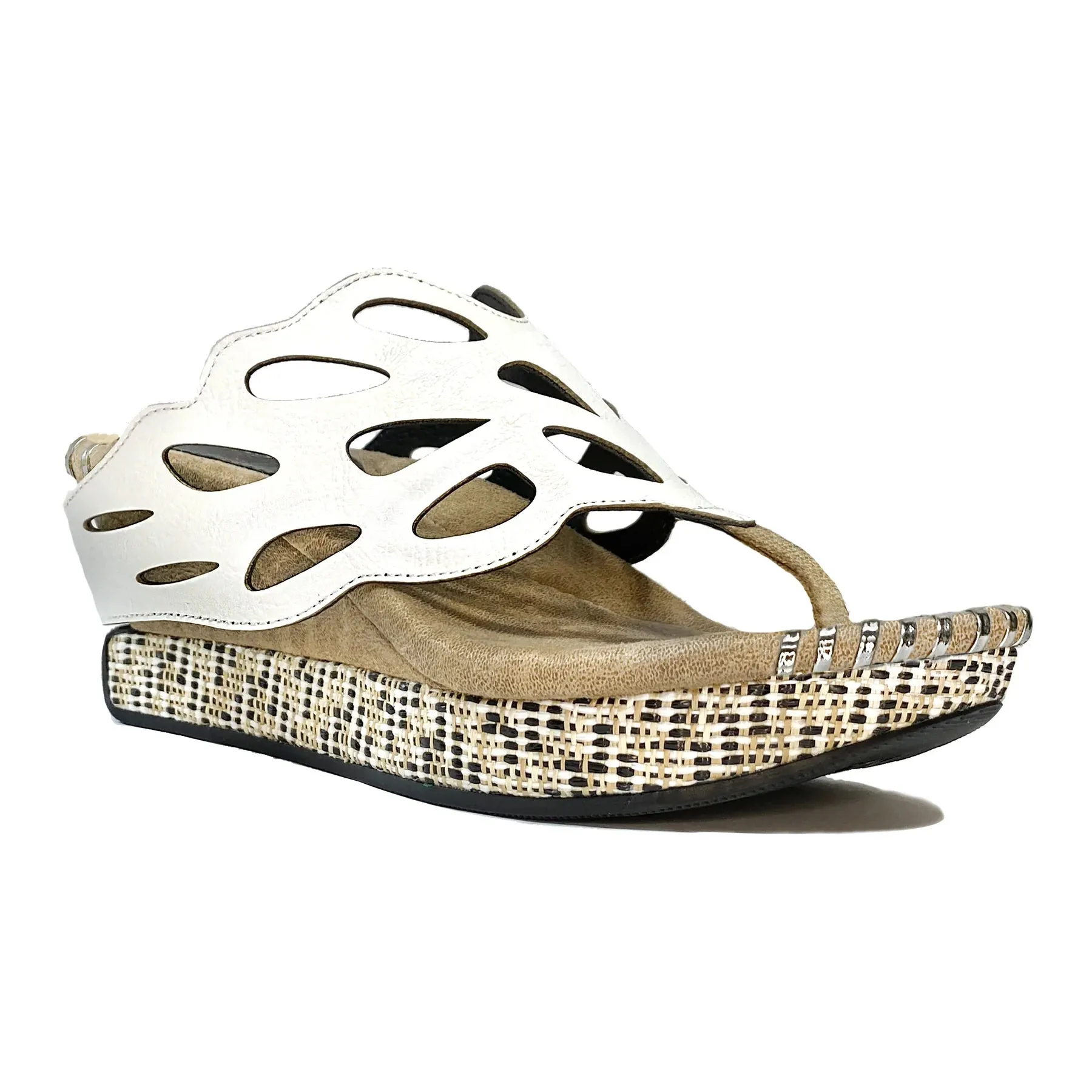 Reversible Sandals With Elegant Cut Out Design