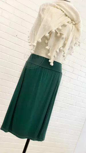 The Market Skirt in Evergreen