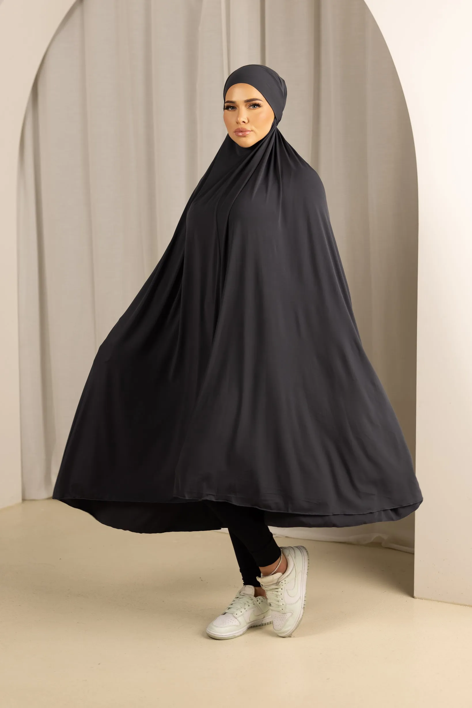 Tie Back Jilbab No Sleeves - Shades of Black